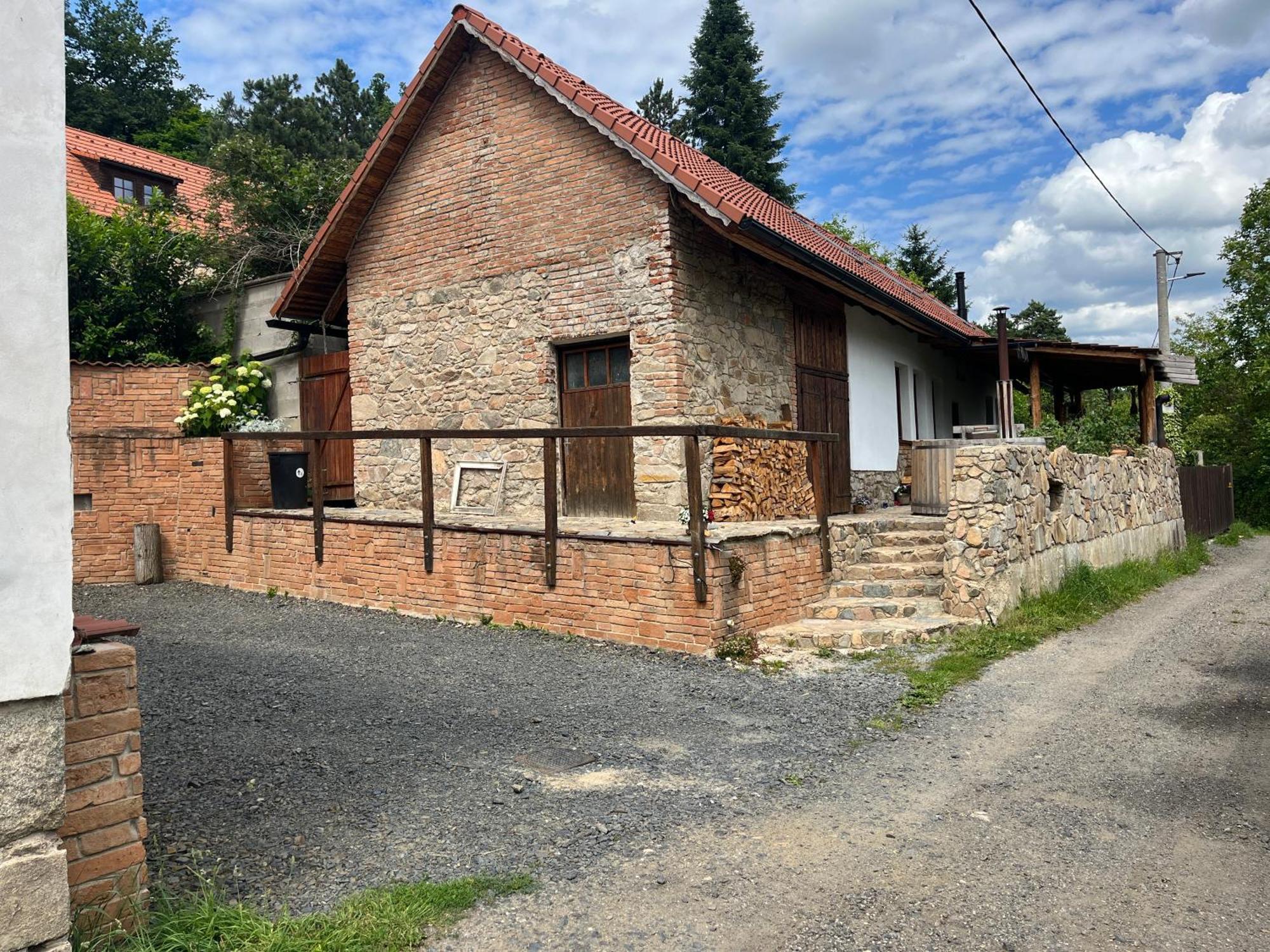 Apartmany Pod Kozakem Velke Popovice Εξωτερικό φωτογραφία
